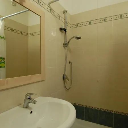 Villaggio Uria * Foce Varano