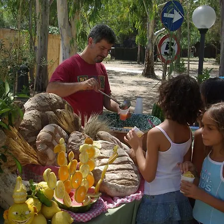 Villaggio Uria Foce Varano