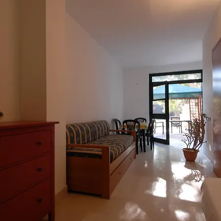 Villaggio Uria 캠프장 포체 바라노